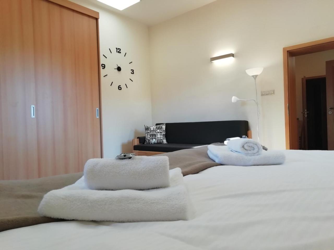 Penzion Adela Rožnov pod Radhoštěm 外观 照片